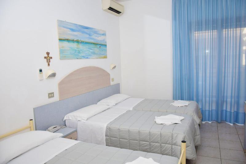 Hotel Petite Fleur Alba Adriatica Exteriér fotografie