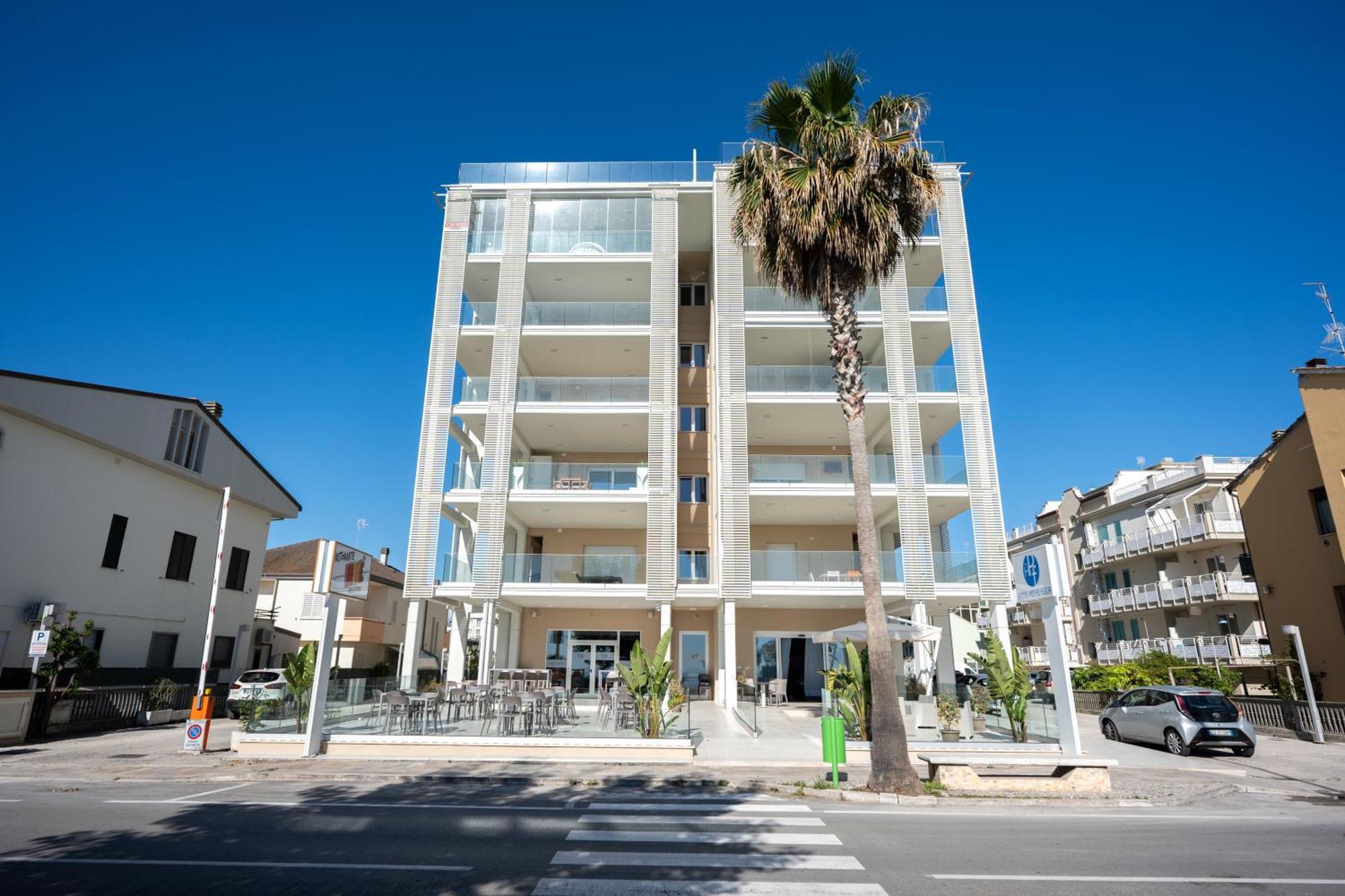 Hotel Petite Fleur Alba Adriatica Exteriér fotografie